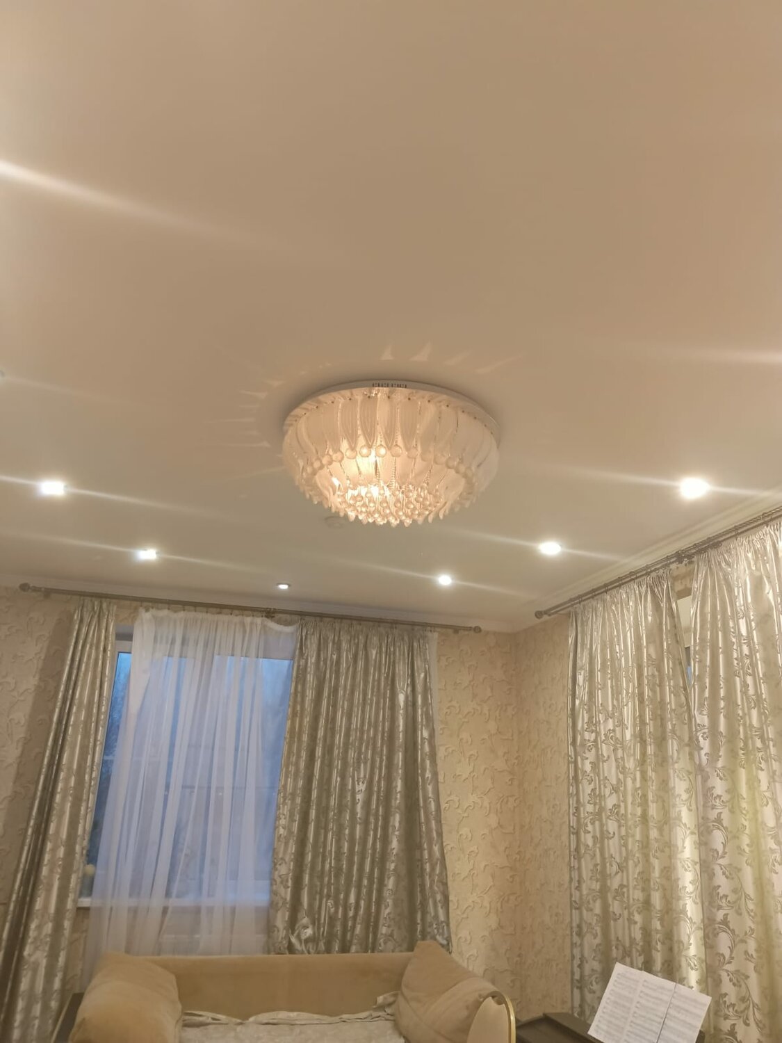 потолочные светильники, потолочные люстры, современные потолочные люстры, современные потолочные светильники, модные люстры