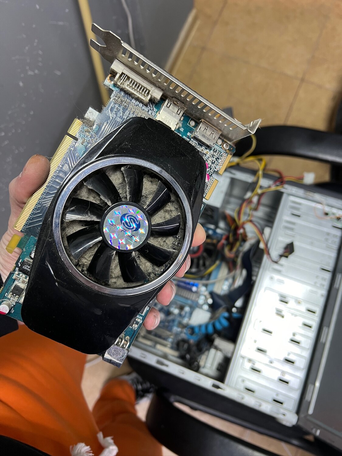 видеокарта sapphire hd5750, radeon hd 5750, видеокарта ati radeon hd 5700, видеокарта sapphire hd6750, radeon