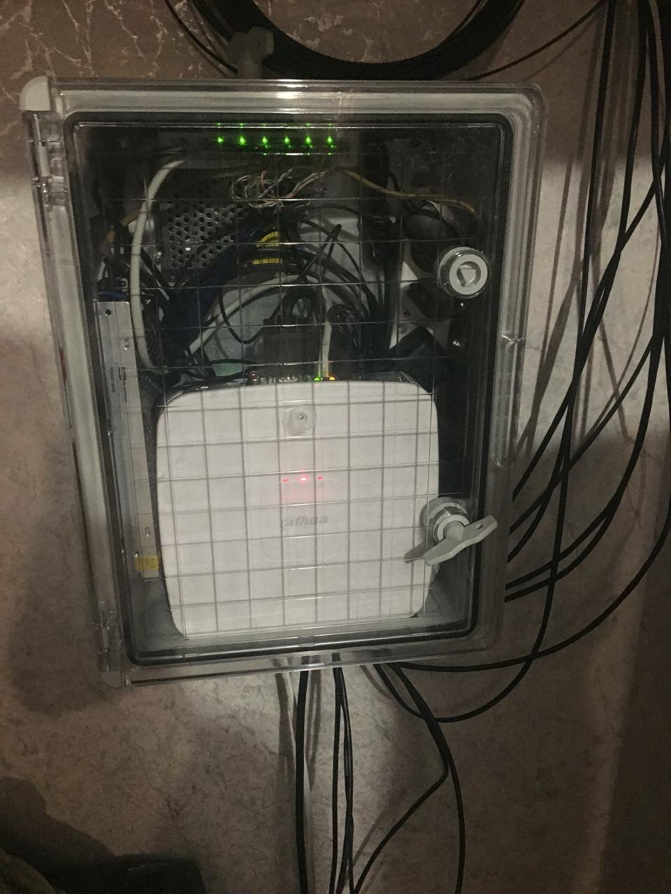 оптоволоконный роутер мгтс, слаботочные системы, слаботочные сети, gpon роутер, роутер мгтс gpon