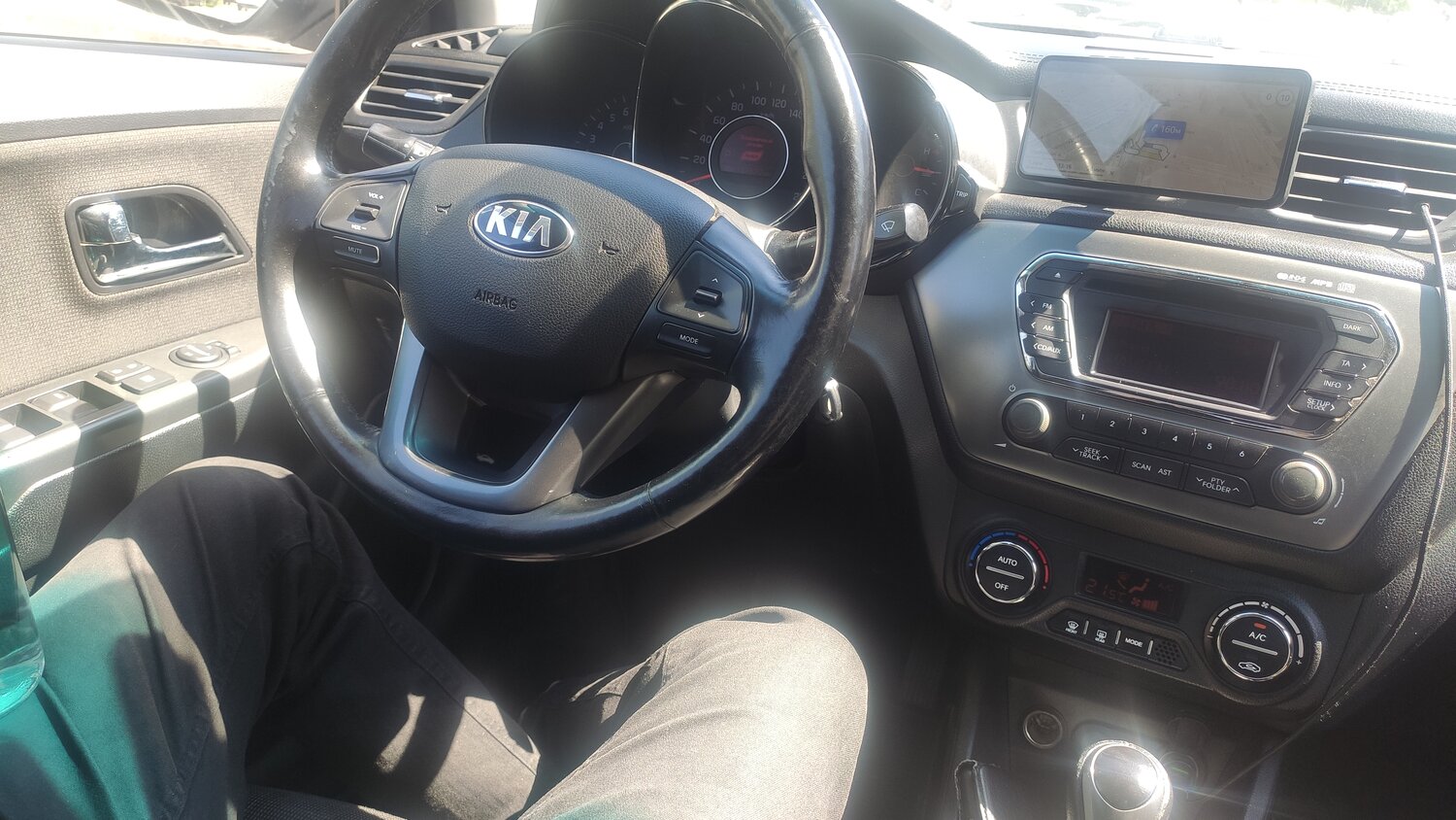 киа рио комфорт, kia kx cross, салон киа рио, киа рио 2013 комплектация престиж, панель киа рио