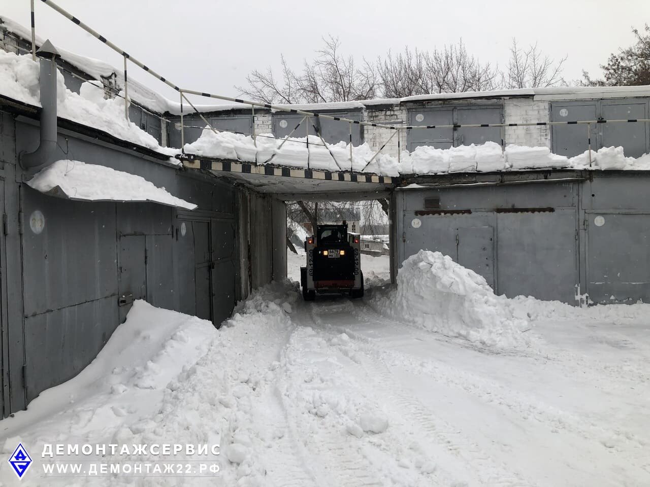 гараж, паркинг, гараж гск, гараж для машин, заснеженный гараж
