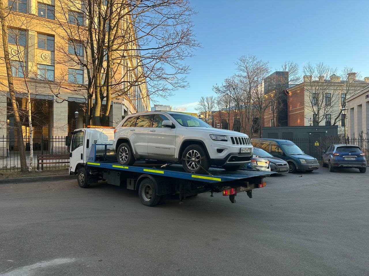 эвакуатор краснодарский край некст, jeep grand cherokee wk, эвакуатор, jeep grand cherokee wk 2, эвакуатор 24/7