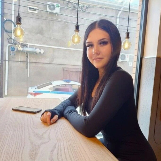 Полина Узерина