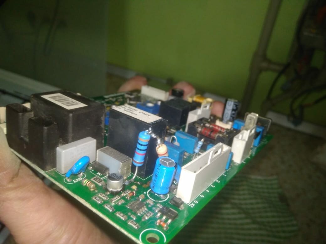 котел ферроли плата управления dbm01, плата управления, плата импульсного источника питания dpa-1200s, 65100248 электронная плата, плата управления protherm
