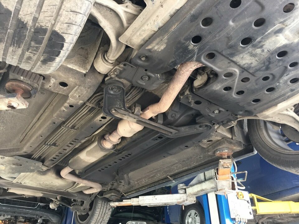 камри 2.5 50 днище, катализатор, выхлопная система nissan qashqai j10, расположение катализаторов ленд крузер 100, удаление катализатора астра g