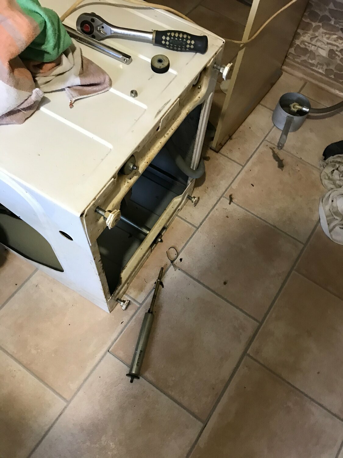 посудомоечная машина, посудомоечная машина electrolux esl 4131, техника, посудомоечная машина bosch smv 69t10, бытовая техника
