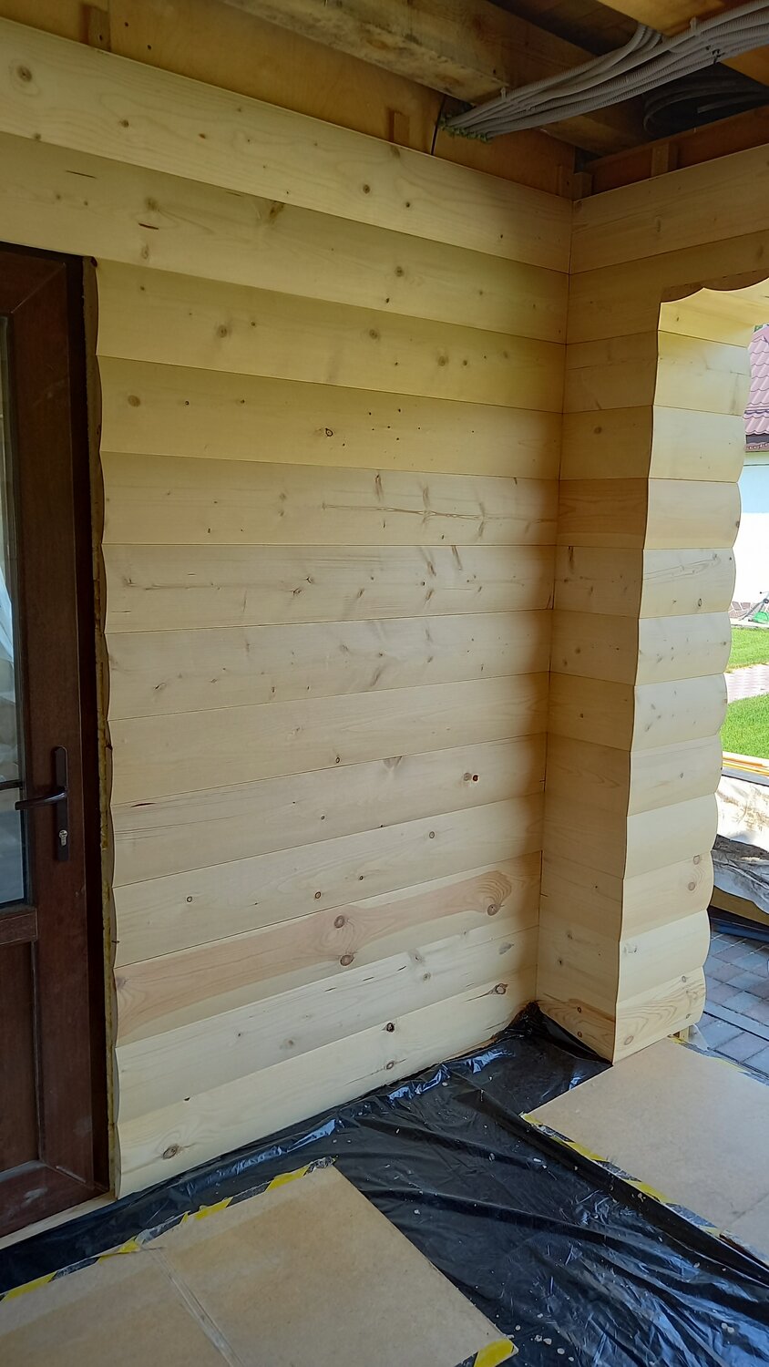 обшивка сруба имитацией бруса, имитация бруса, обсада в деревянном доме клееный брус, имитация бруса 200х20, переруб из имитации бруса