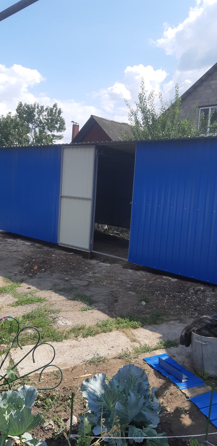 ворота из профлиста синие, забор из профнастила вертикальный, забор из профлиста синий фигурный, забор, съёмный забор из профлиста для разгрузки