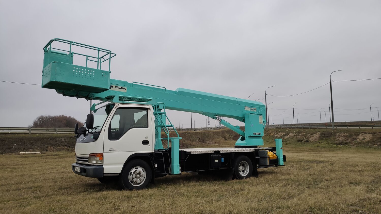 японская автовышка tadano at-141te (телескопическая), японская автовышка 125ск, автовышка mitsubishi canter 16м, tadano автовышка at-270tg, автовышка 15 метров тойота дюна