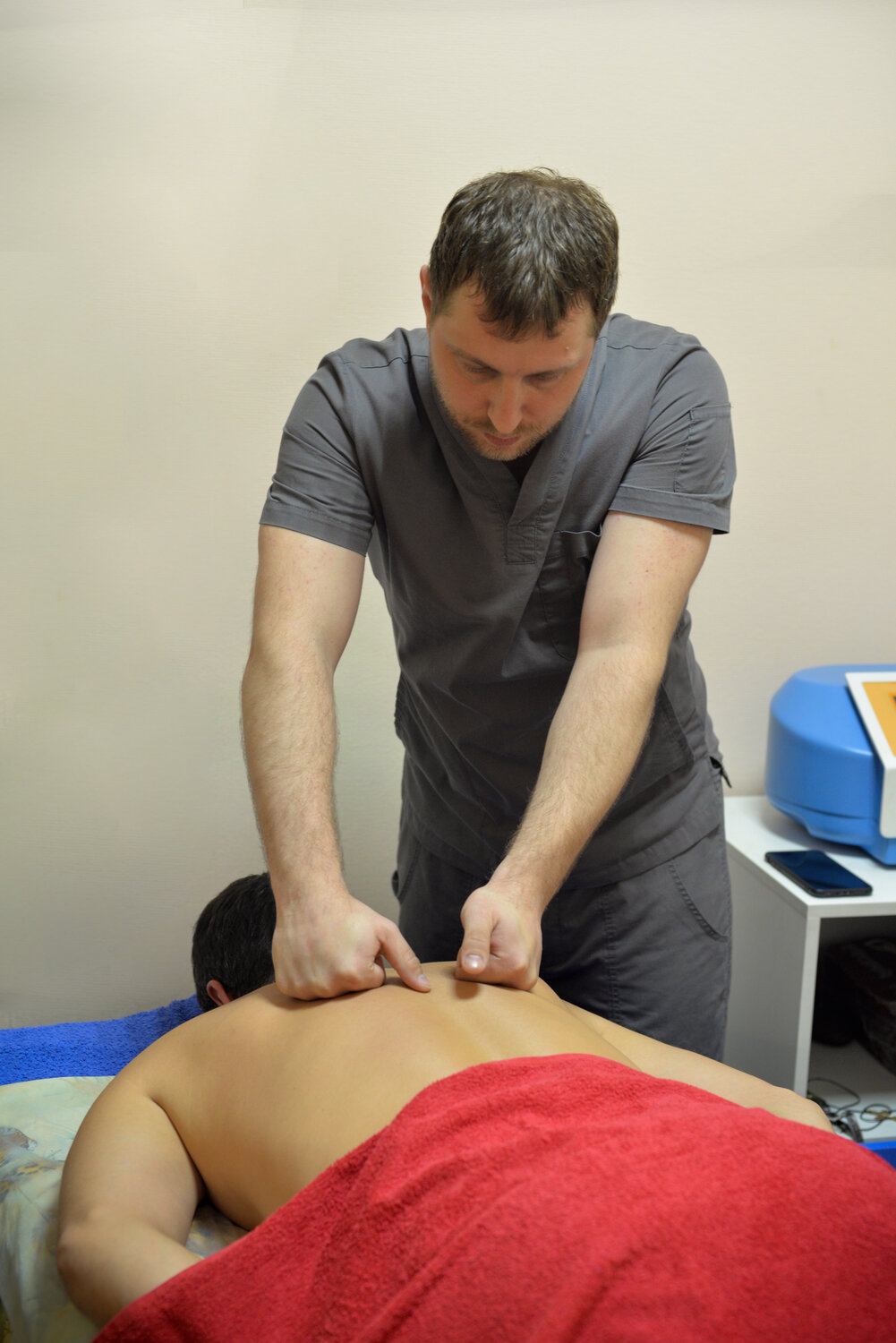 массажист, массажист в самаре, дмитрий олегович мануальный терапевт, массажист мужчина, мануальная терапия