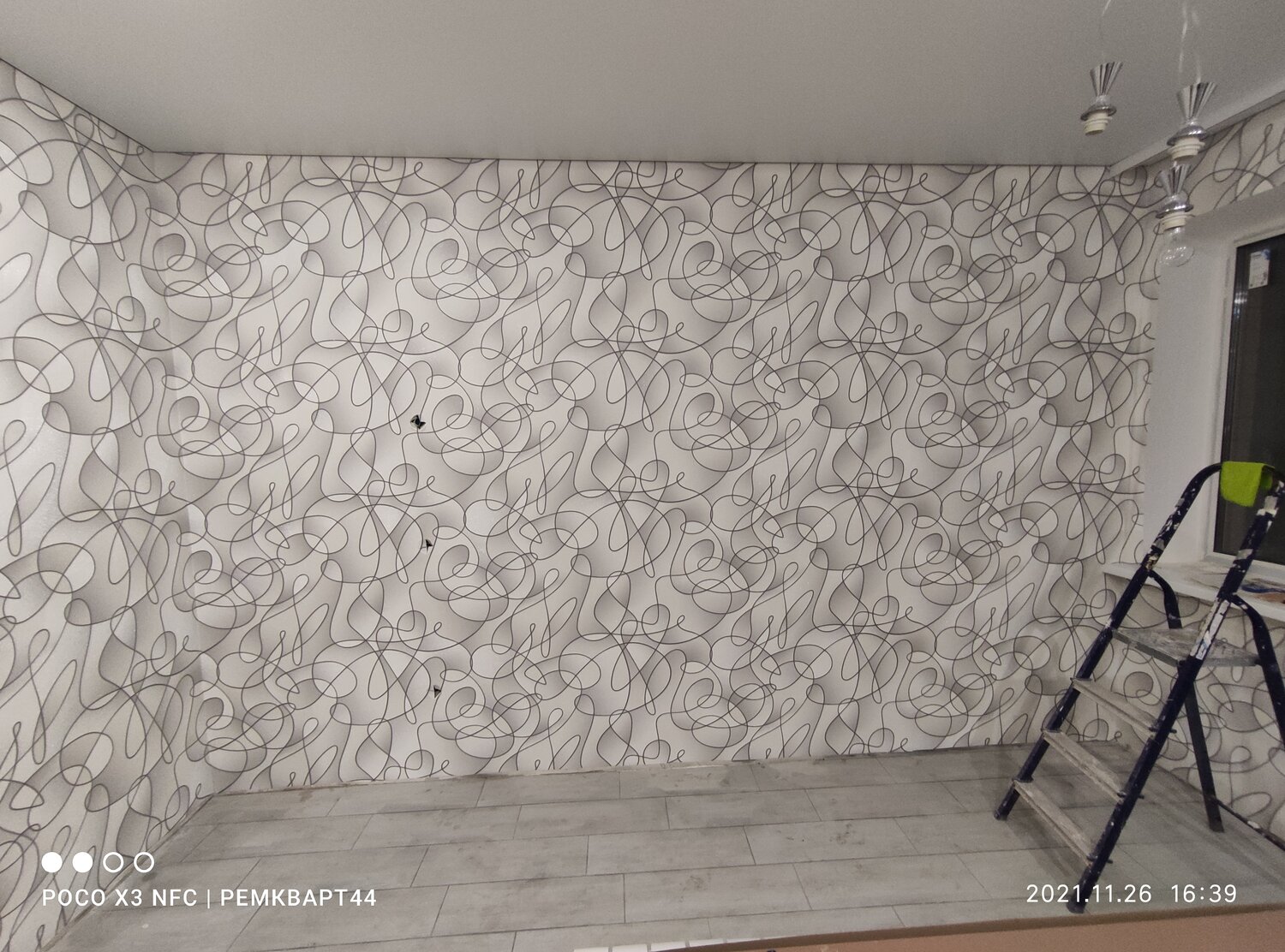 обои для поклейки стен, поклейка обоев, клеим обои в зал, готовые варианты обоев поклейка, стен