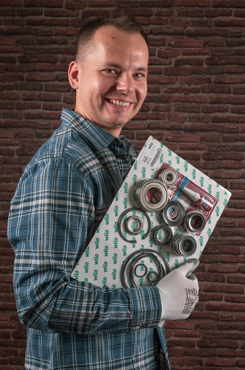 человек, мужчины, идеи бизнеса, шоу с купюрами, навальный обнимает