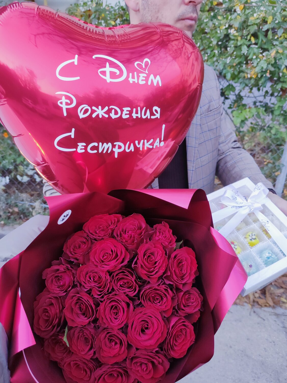 101 роза, букет из роз, 51 роза, шикарный букет, монобукет из роз