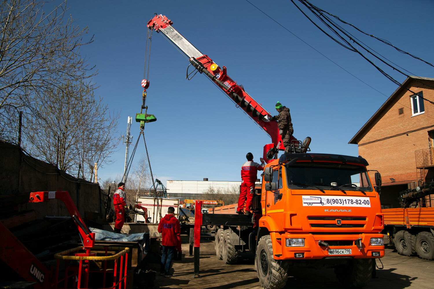 автовышка камаз, камаз 43118 манипулятор автовышка, кму камаз с корзиной автовышки, камаз 43118 с кму kanglim 2056, кран манипулятор на базе камаз