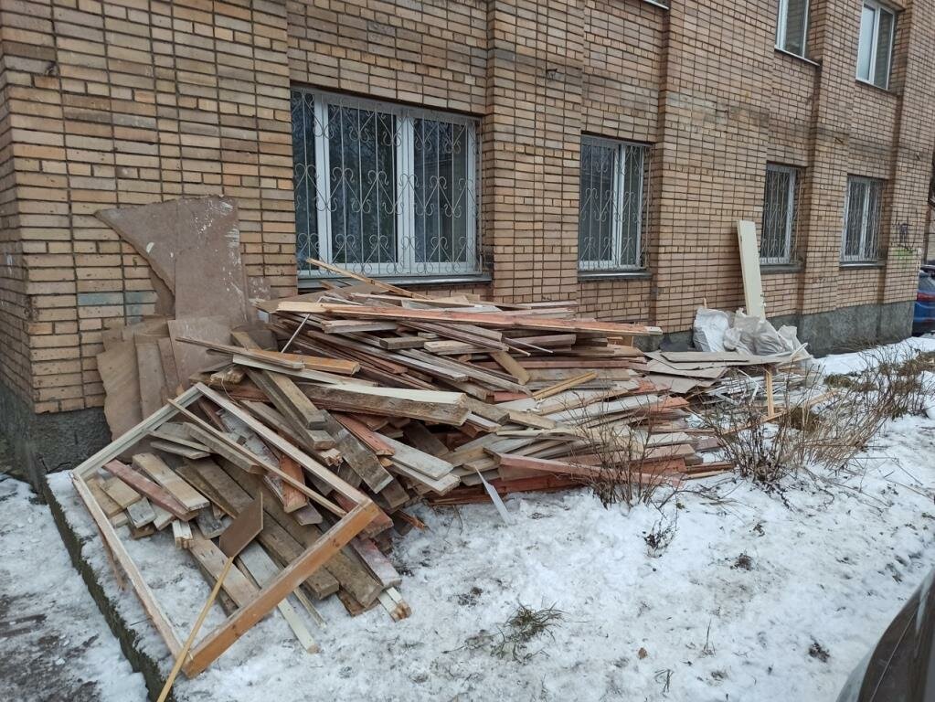 доски на дрова нижний новгород, здание, строительный мусор доски, многоквартирный дом, дров