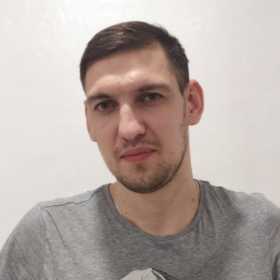 Максим Х.