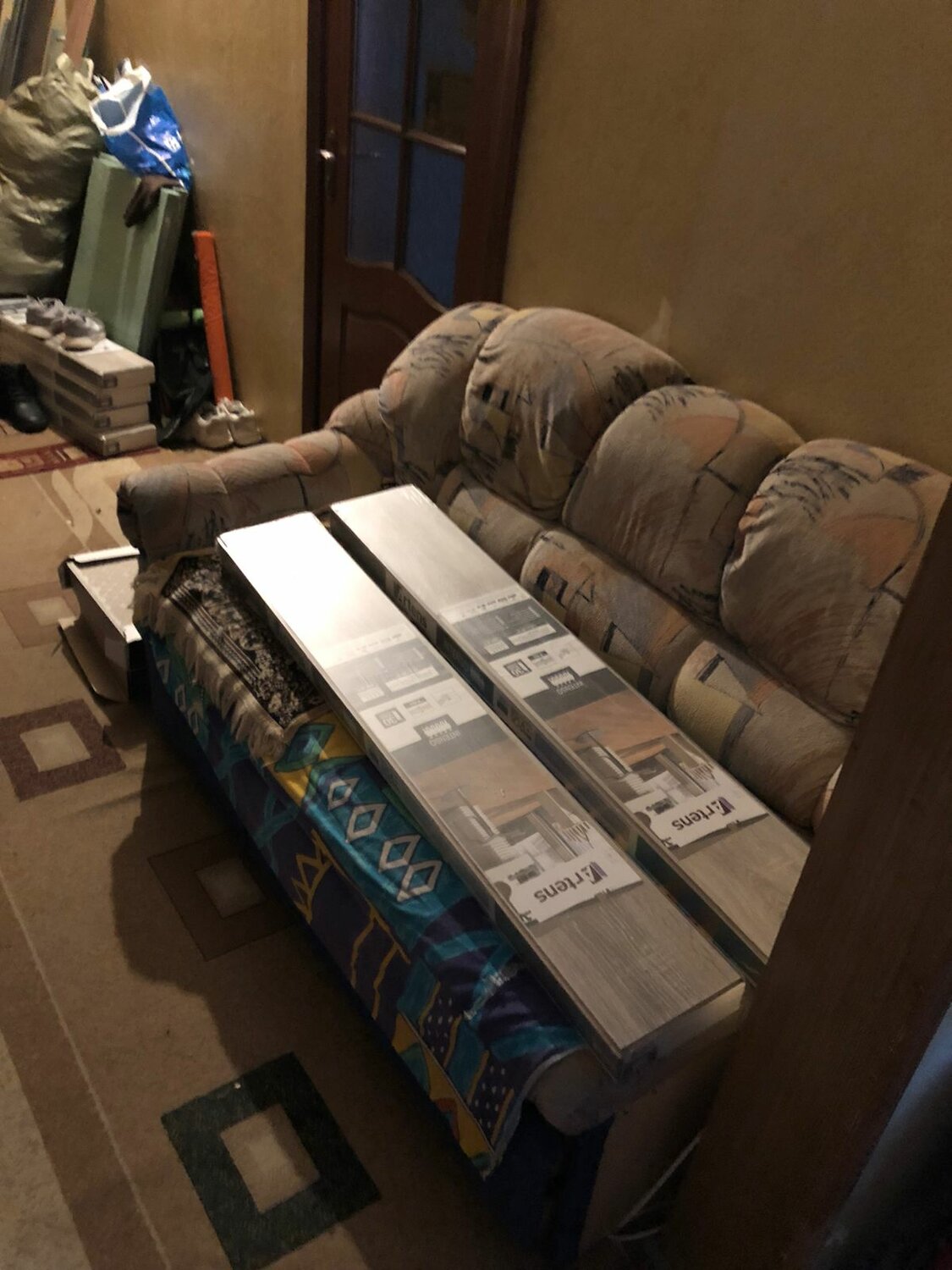 Вывезти диван на помойку - 97 фото