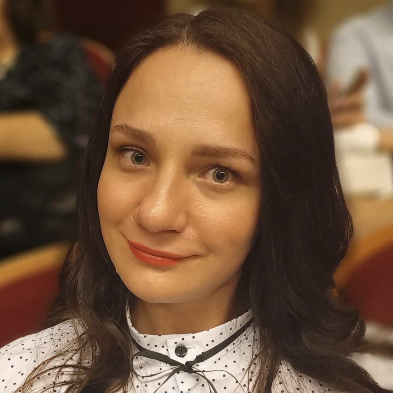 Мария Попова