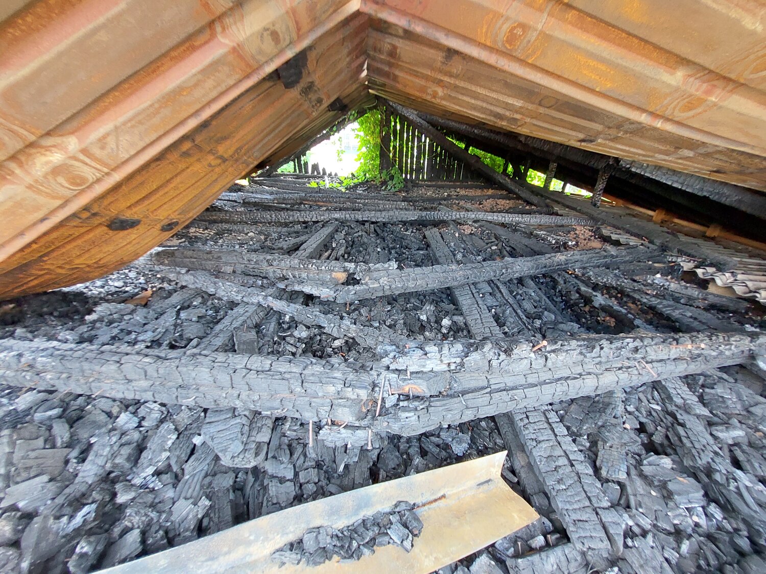 Дефекты корпусной мебели для списания - 97 фото