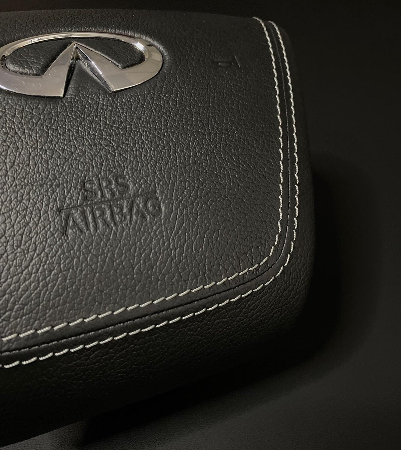 заглушка руля mitsubishi pajero sport 3, зазаглушка аирбег паджеро спорт 2, эмблема на руль honda cr-v 3, mazda 6 2016 airbag off, автомобиль