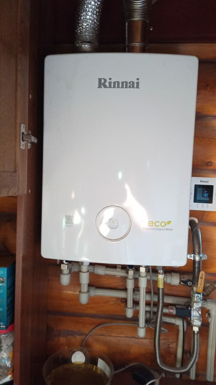 газовый двухконтурный котел, газовый котел навьен, rinnai rbmc-32, котел, двухконтурный котел