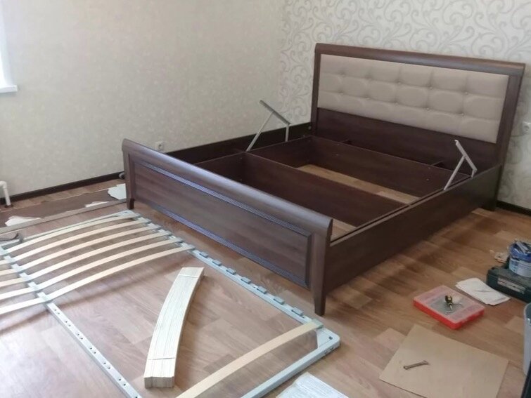 двуспальная кровать с мягким изголовьем, каркас кровати, кровать с механизмом, кровать для спальни, кровати