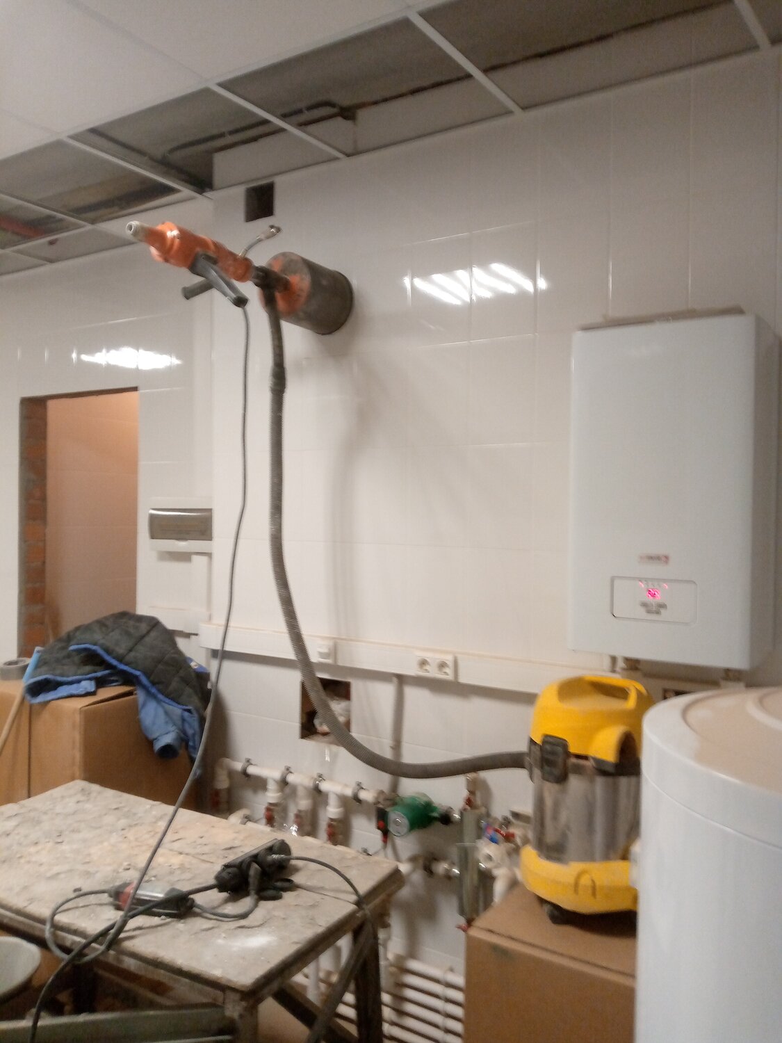 газовая котельная, отопление, вентиляция котельной, котел в котельной, котельная в частном доме