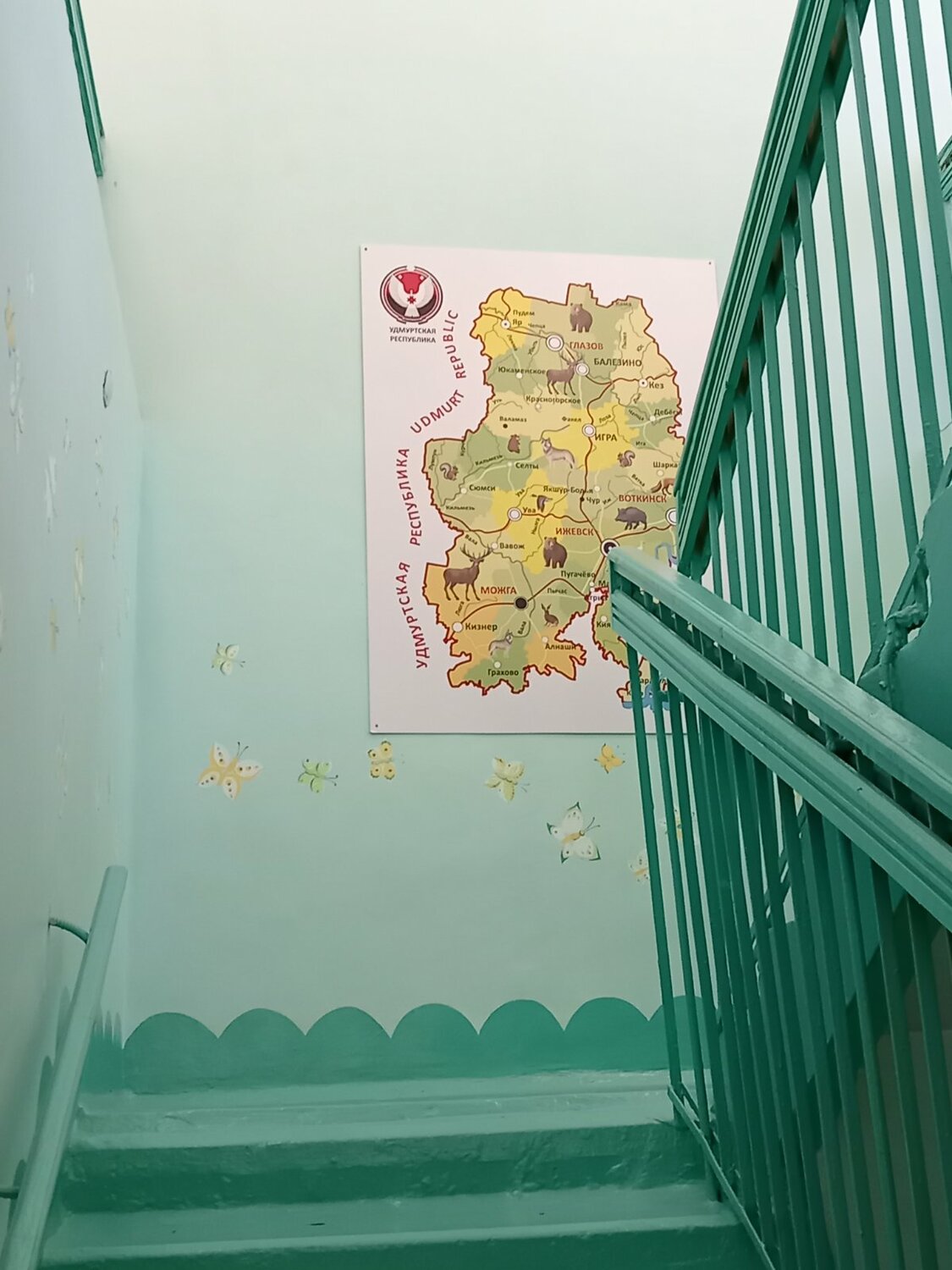 подъезд, красивый подъезд, стена подъезда, оформление подъезда, роспись стен в подъезде