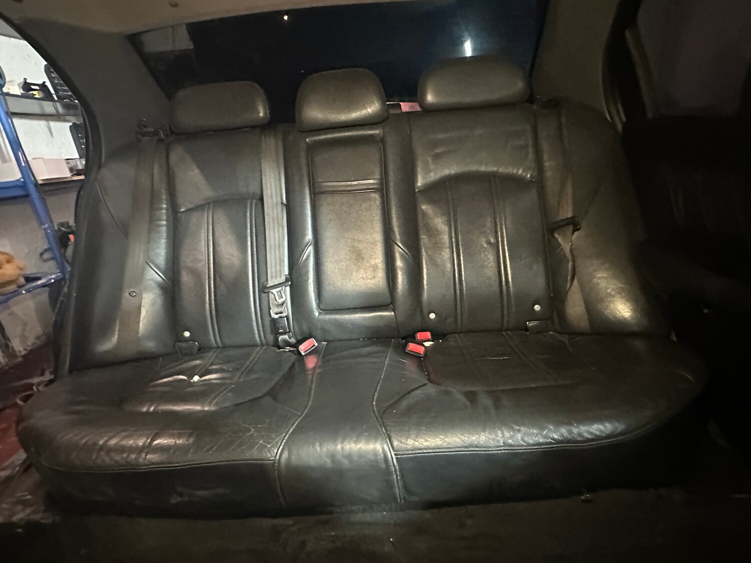 крайслер 300 м, крайслер 300м 1999, автомобиль, крайслер лхс 1993 черная, линкольн таун кар 1999