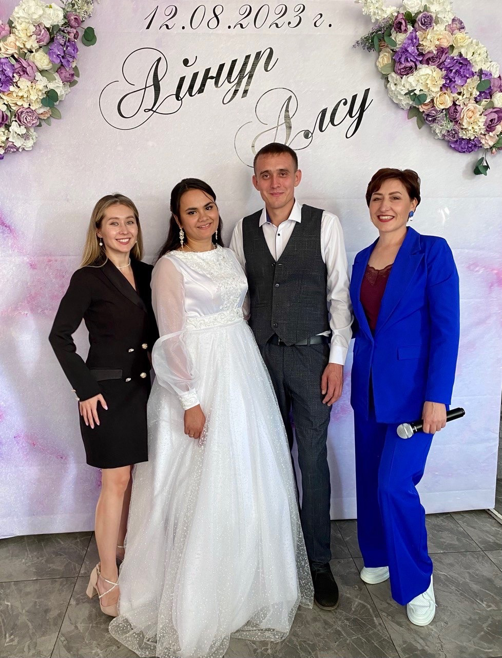 девушка, на свадьбе, ведущая на свадьбу, свадебный ведущий, тамада на свадьбу