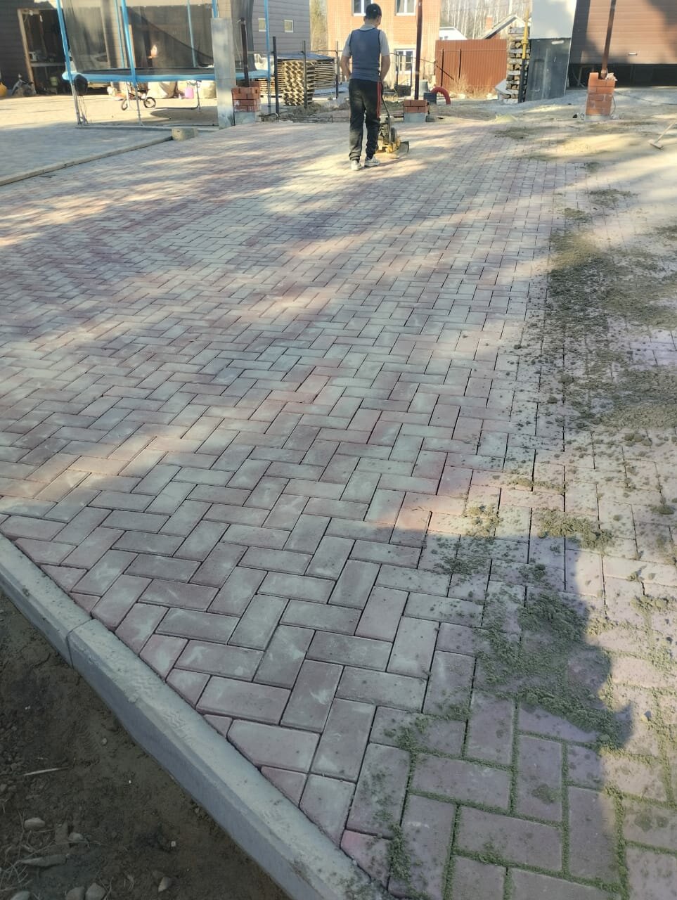 укладка тротуарной плитки, современная тротуарная плитка, брусчатка укладка, красивая тротуарная плитка, тратуарная плитка