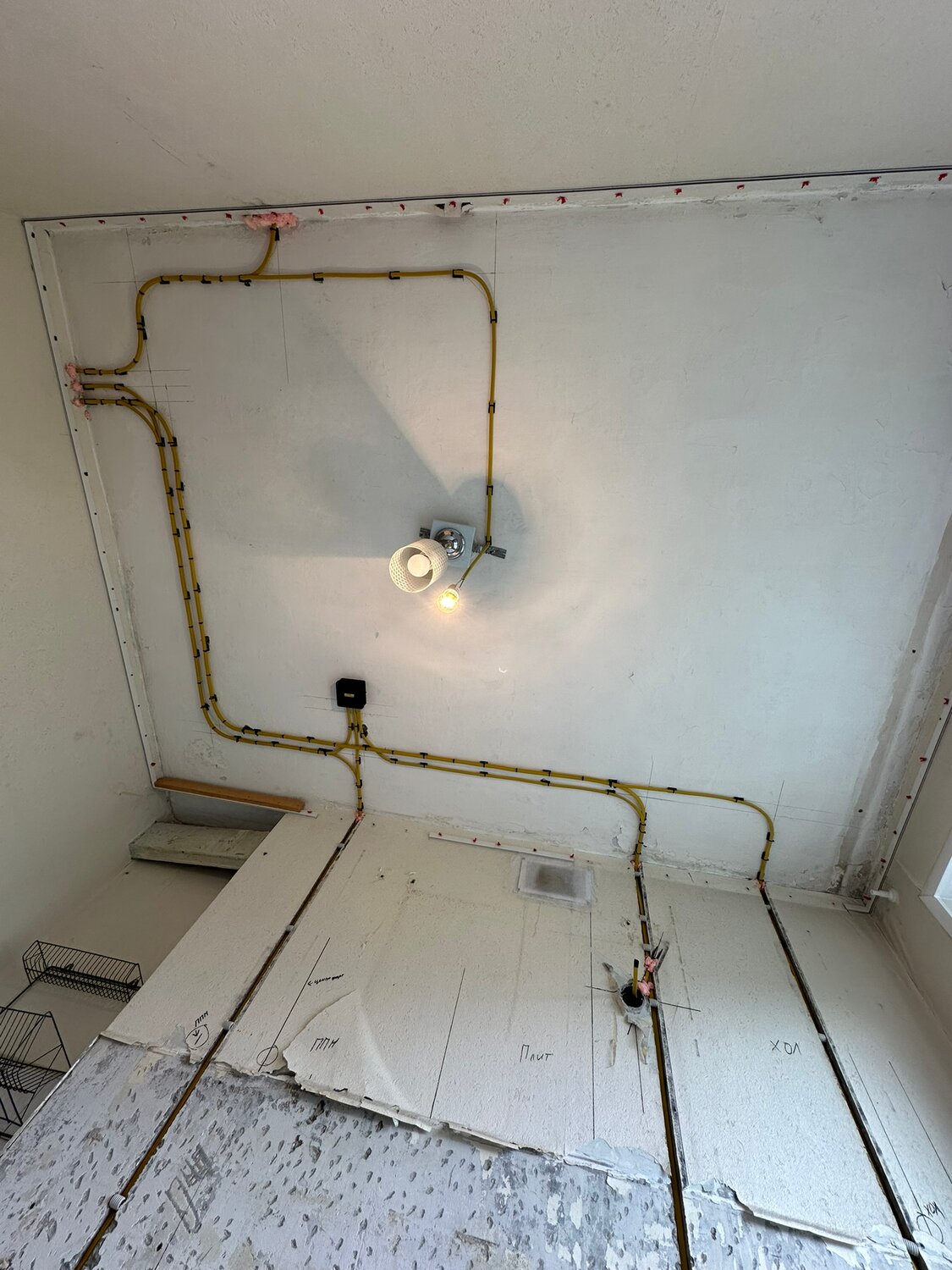 монтаж электропроводки, монтаж электропроводки в квартире, разводка электрики, разводка электропроводки, электропроводка в квартире