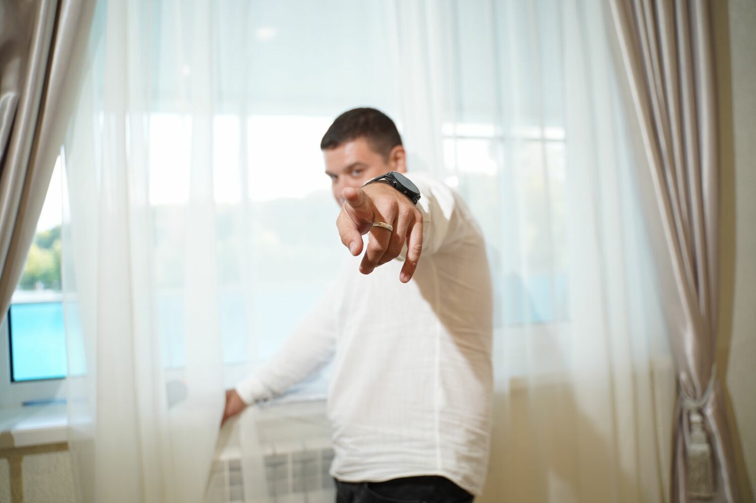 мужчина, утро жениха, жених, сборы жениха, утро жениха и невесты