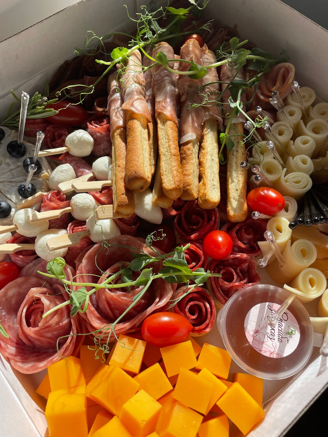 закуска, мясная закуска, еда, закуска для фуршета, мясная нарезка