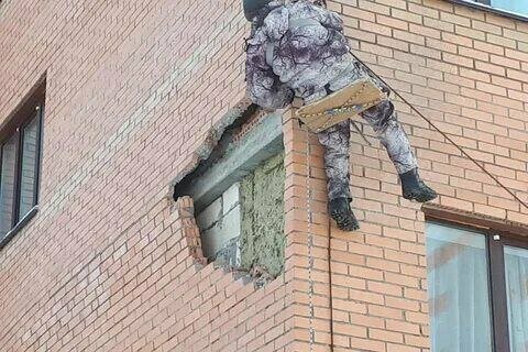 демонтаж фасада, капремонт фасада, трещины на фасаде, фасадные работы, утепление фасада