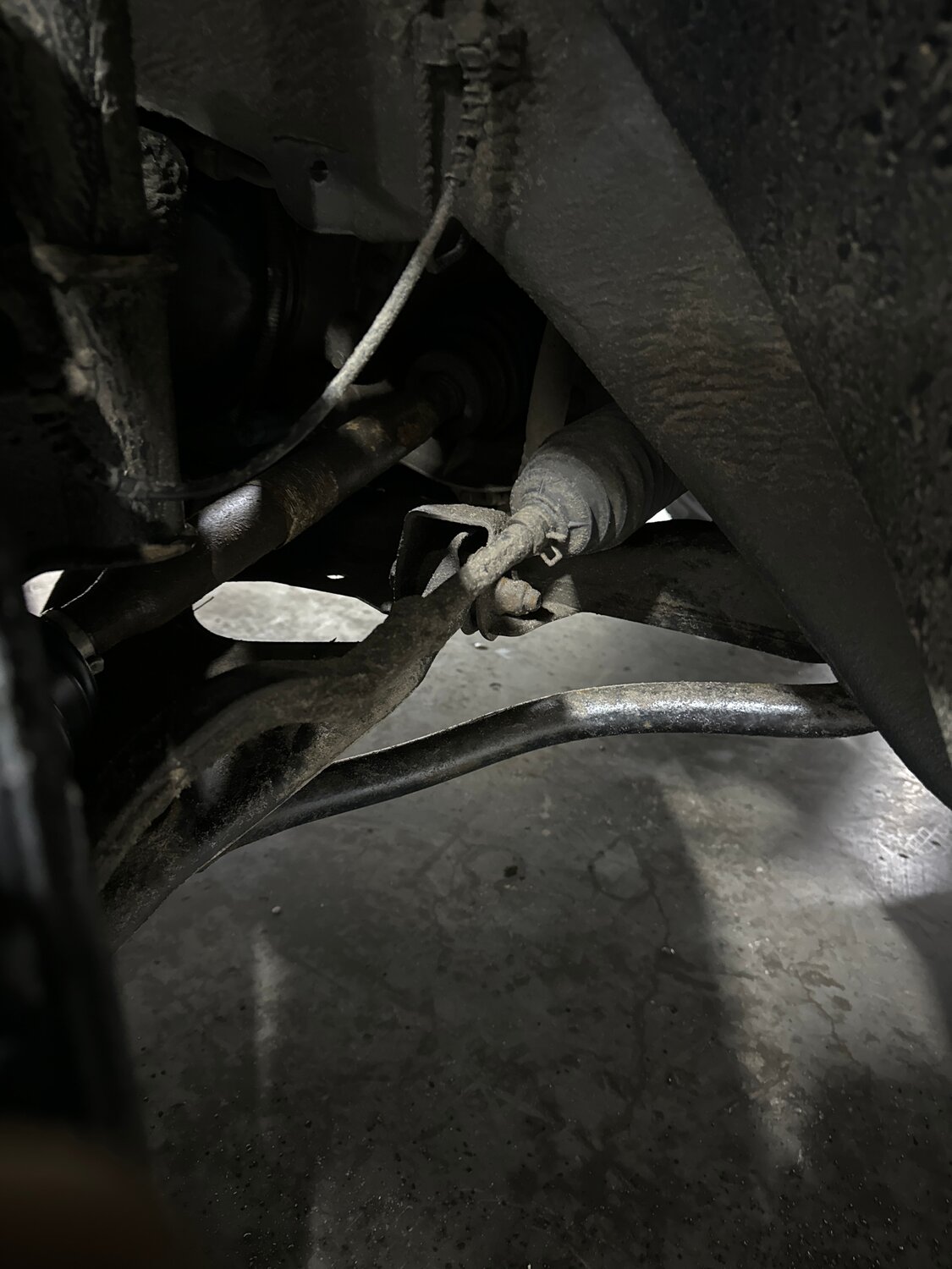 стабилизатор поперечной устойчивости веста, подвеска ниссан кашкай j10, рулевой наконечник киа сид, замена рулевого наконечника, volvo 850 наконечники рулевых тяг