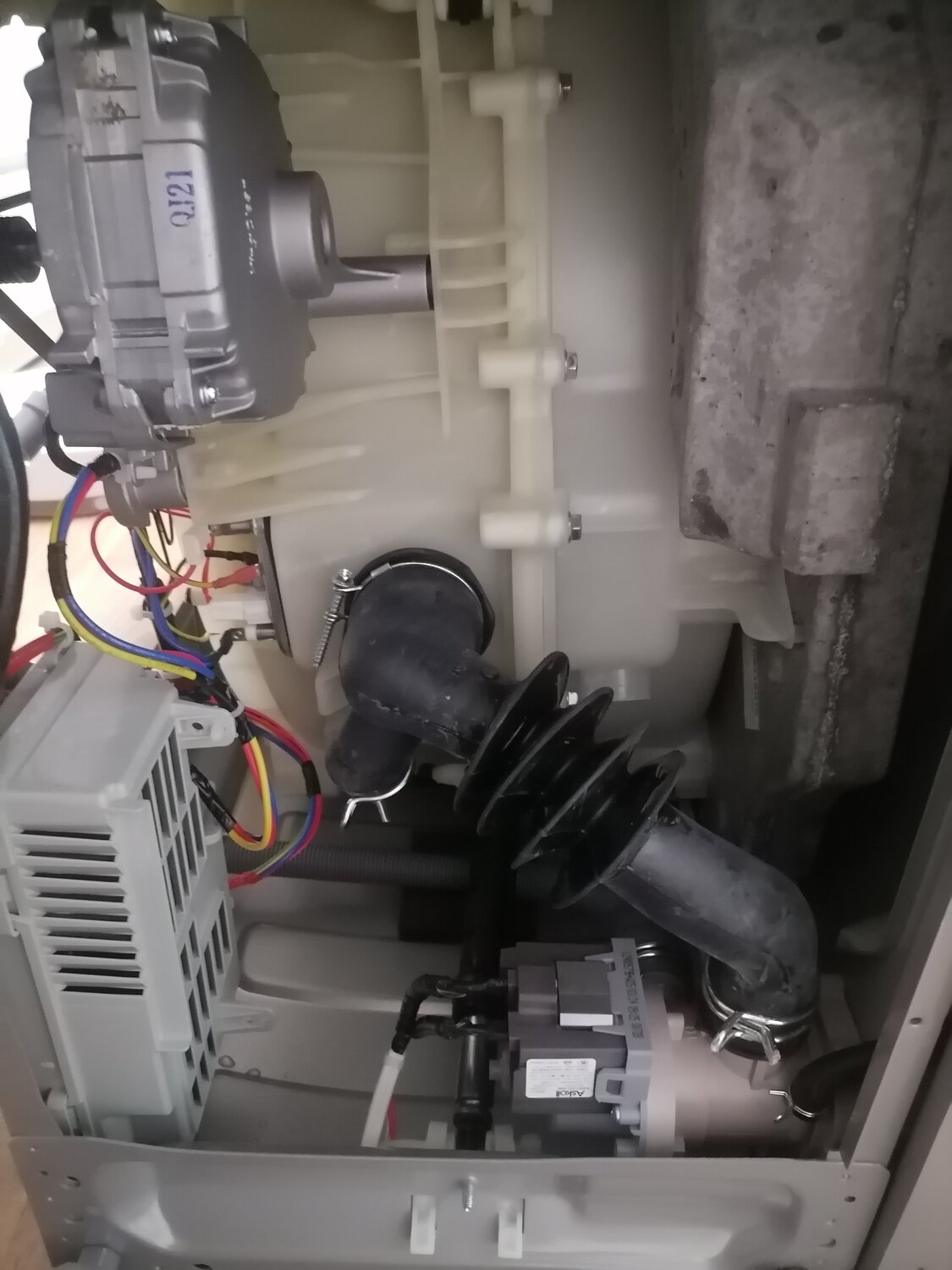 посудомоечная машина вирпул разобранная, стиральной машины candy, сливной насос на стиральную машину, стиральная машина, дно стиральной машины lg