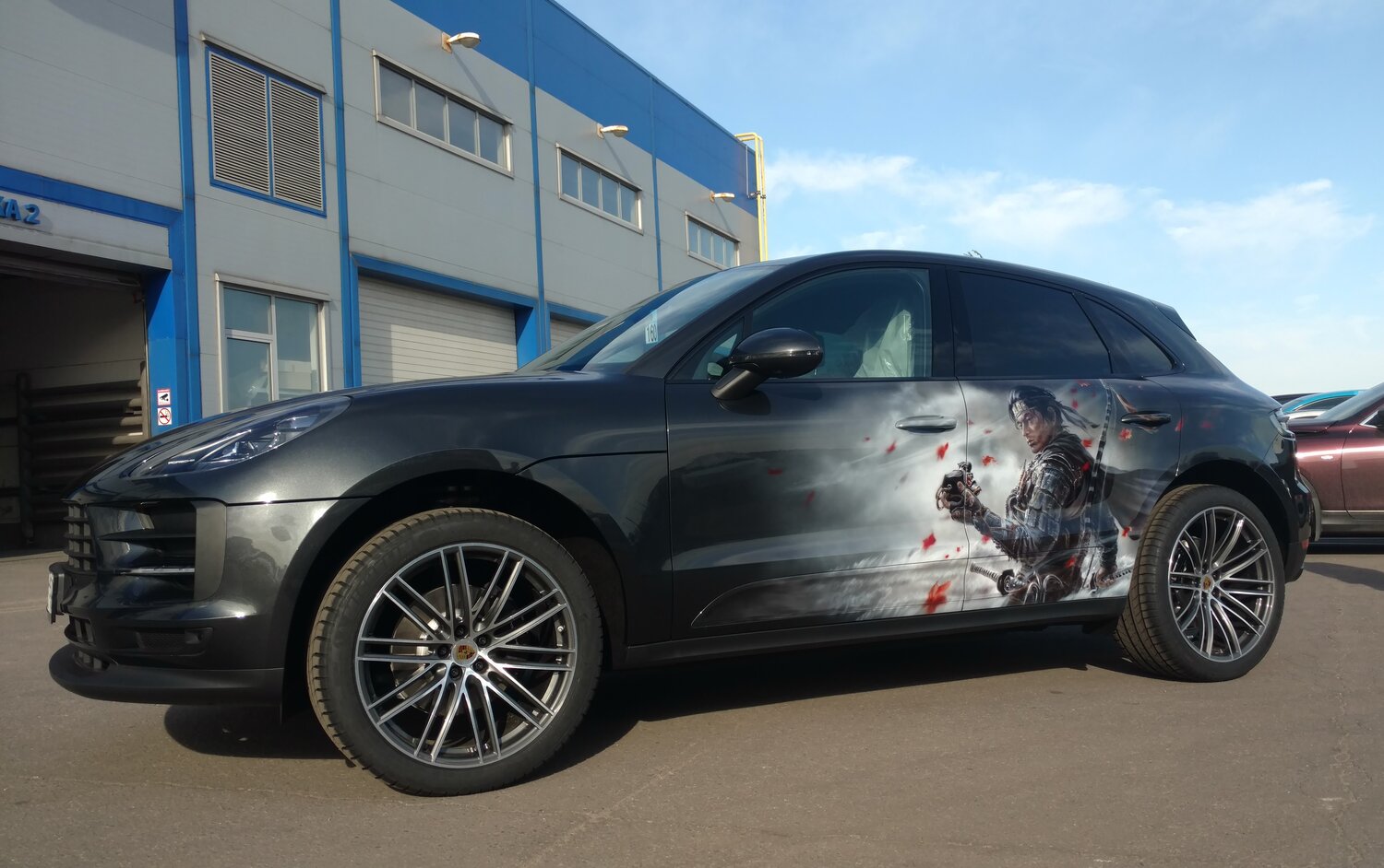 автомобиль, оригинальная аэрография на авто, авто, аэрография на автомобиль, аэрография на черном авто