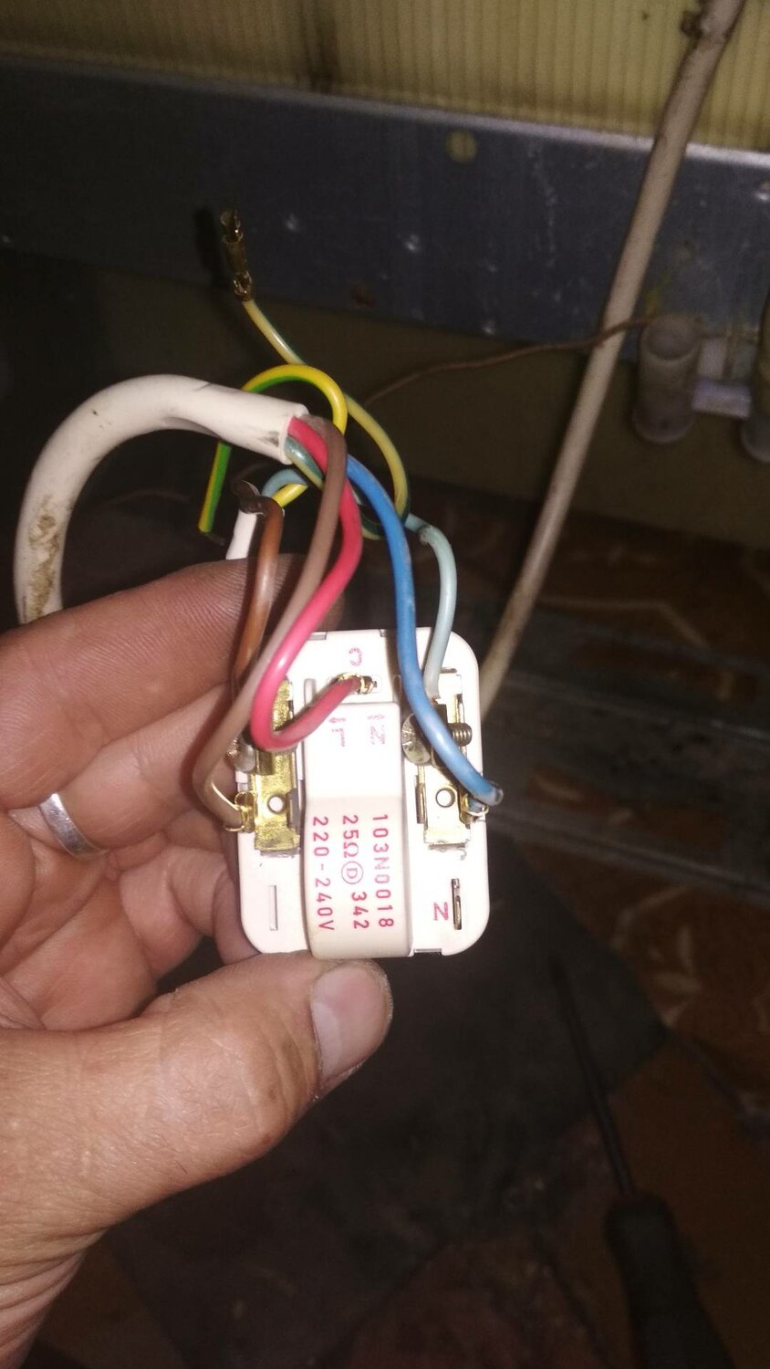 Схема подключения проводов к компрессору холодильника атлант - 88 фото