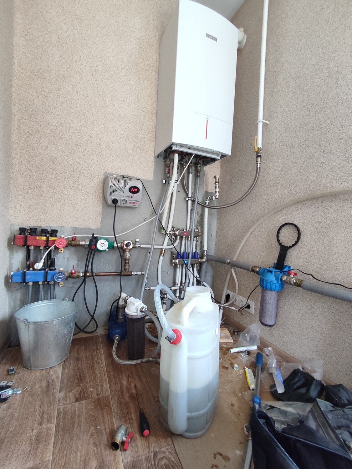 котельная в частном доме, котельная частного дома, котельная в доме, обустройство котельной в частном доме, монтаж котла отопления