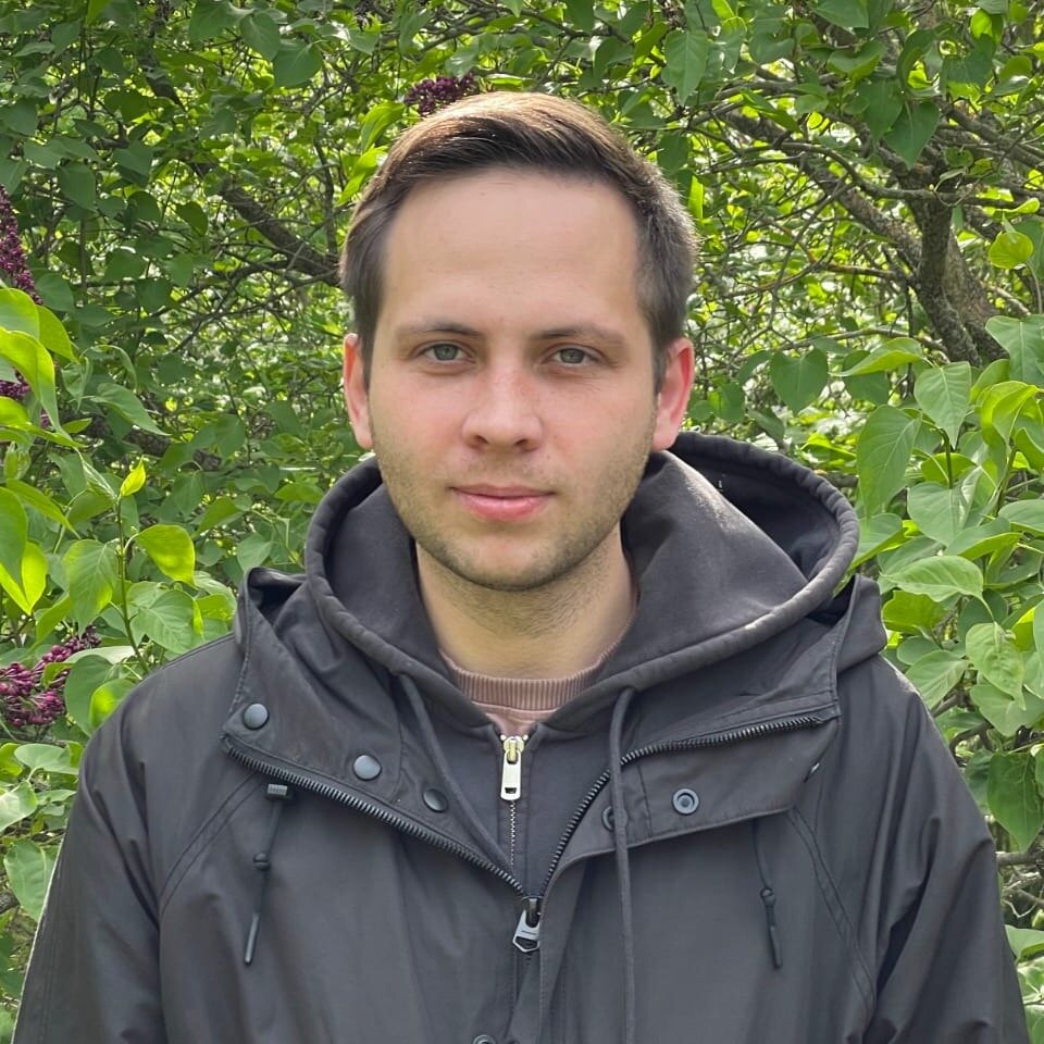 Дмитрий Агапонов
