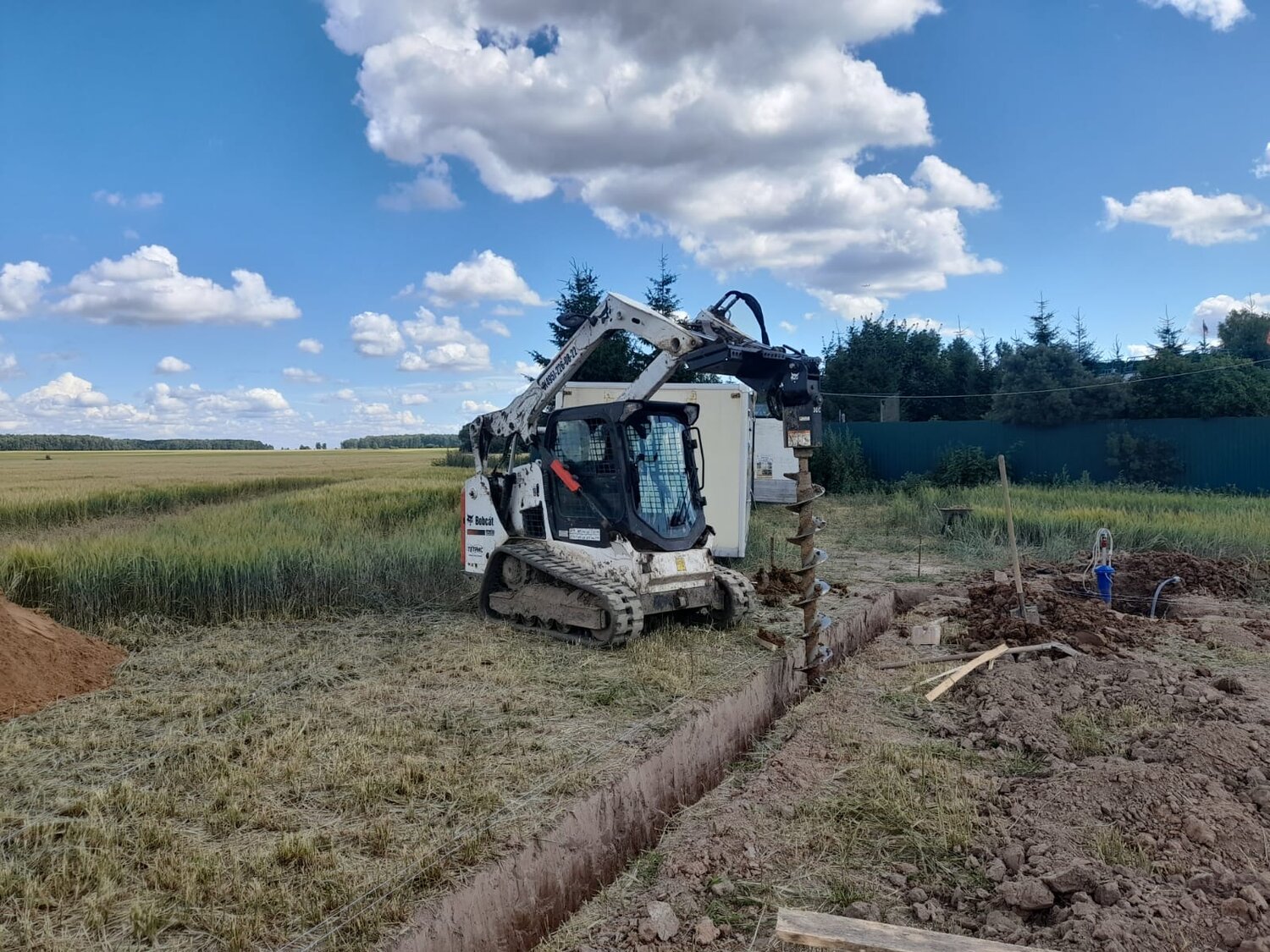 бобкэт гусеничный, bobcat насадки, мульчер rt 130, бобкэт сдм 308 ямобур, bobcat company