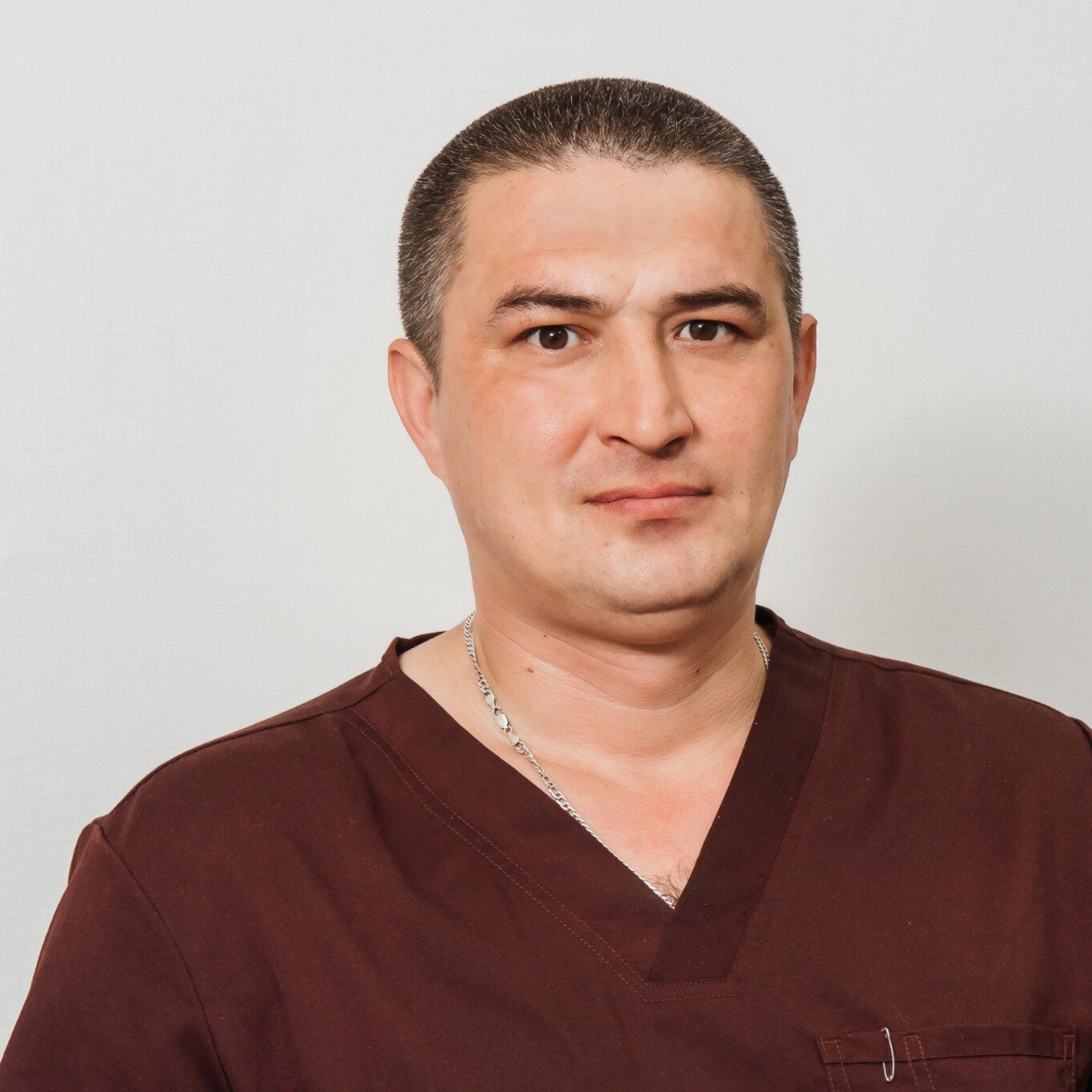 Олег Константинович И.
