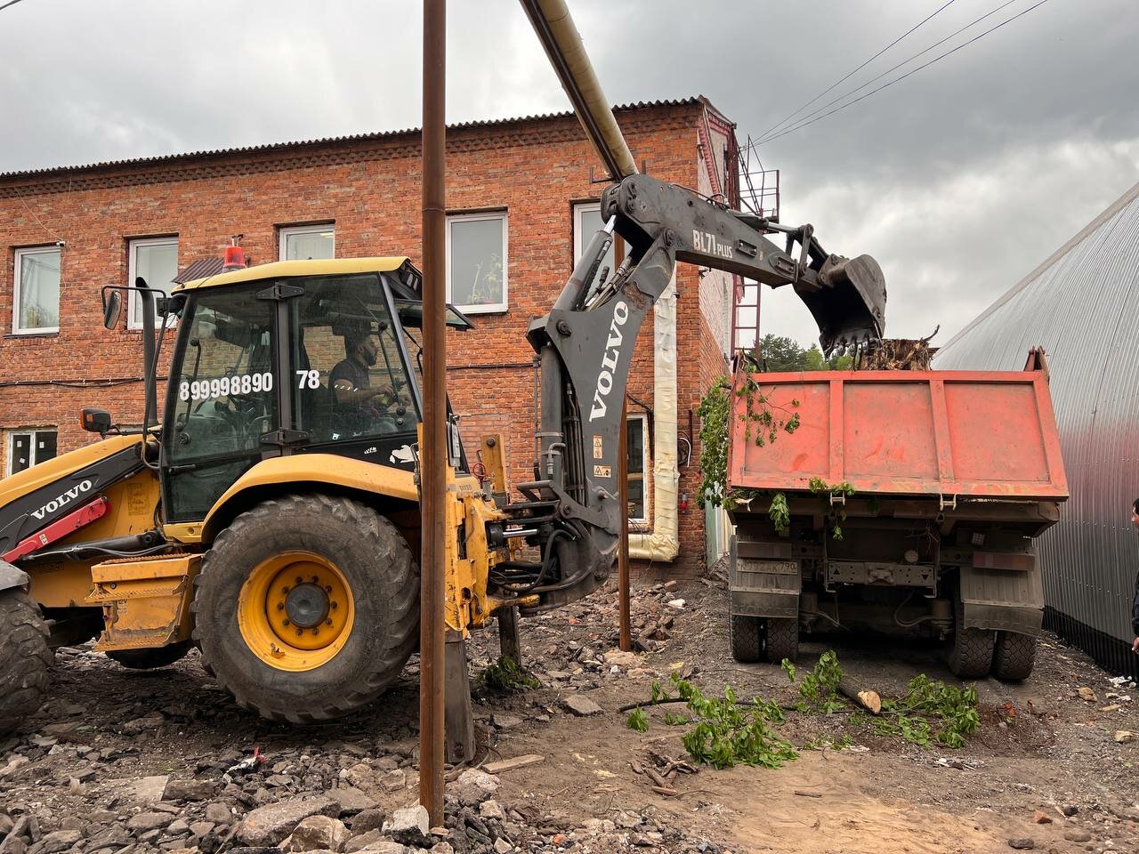 экскаватор погрузчик, аренда экскаватора погрузчика, услуги экскаватора погрузчика, спецтехника экскаватор, экскаватор погрузчик jcb