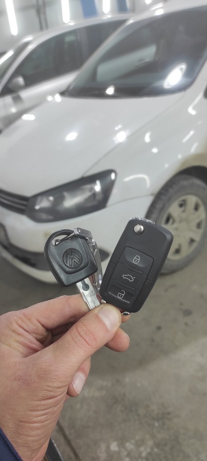 ключи, ключ faw b50, ключ чанган, авто ключи, ключ зажигания