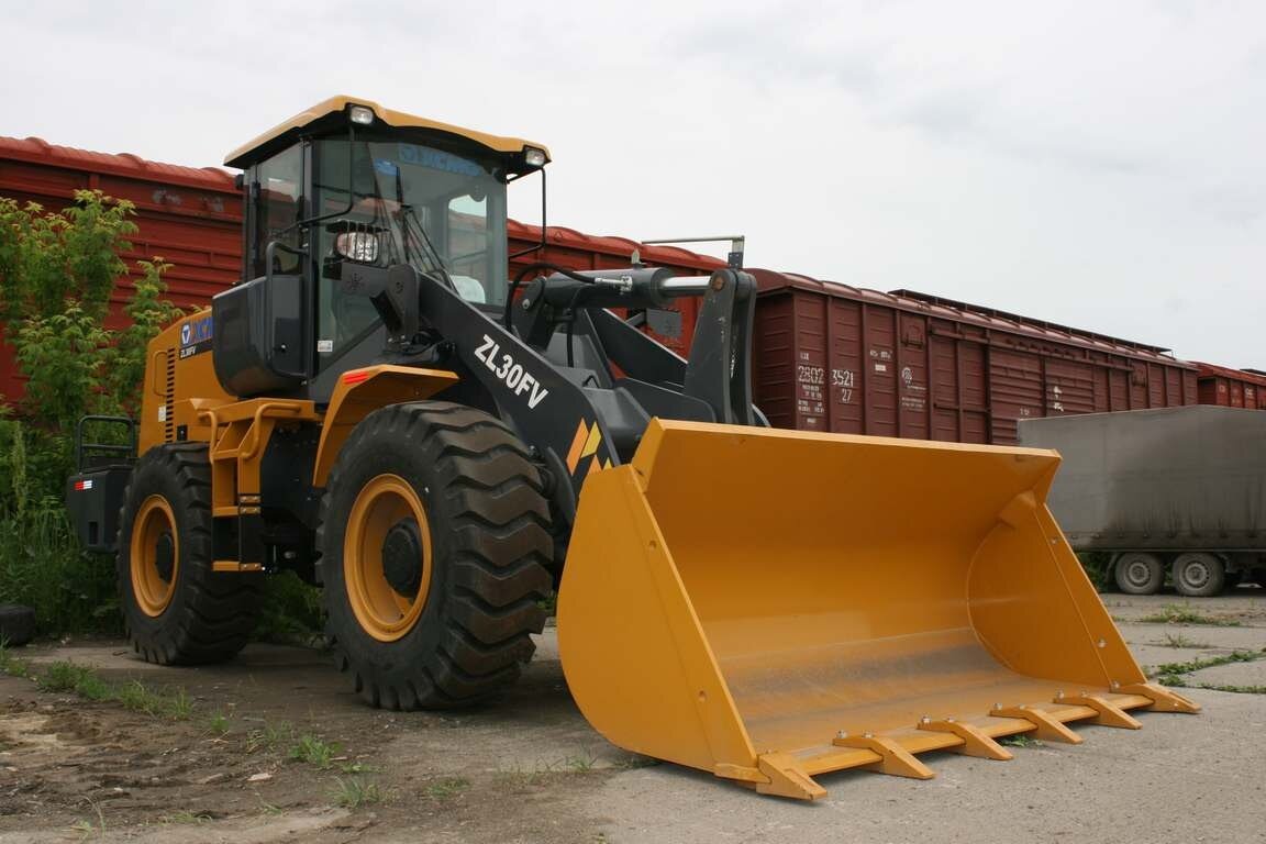 погрузчик xcmg zl30, фронтальный погрузчик xcmg, фронтальный погрузчик 856н, фронтальный погрузчик лонкинг 833, погрузчик xcmg