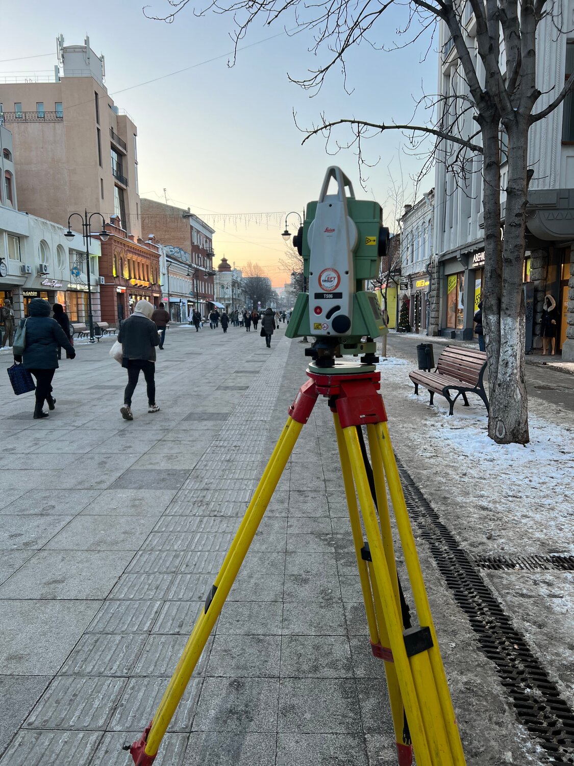 тахеометр геодезический, геодезист, геодезия, геодезическая, тахеометр