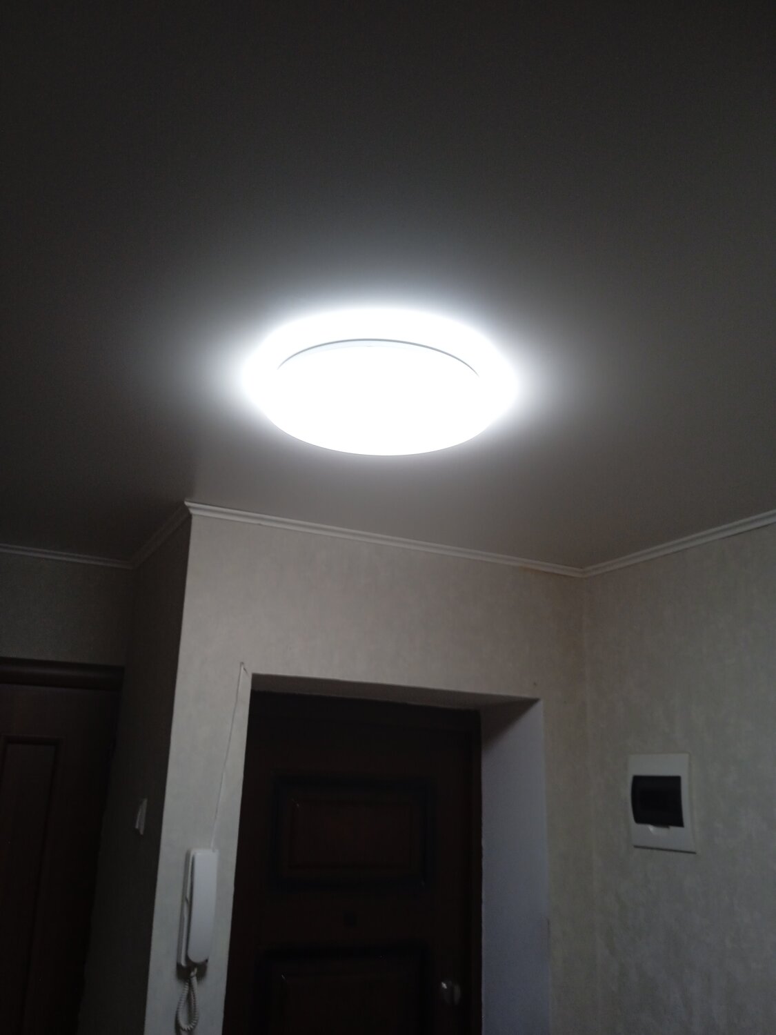 светильник потолочный, светодиодные потолочные светильники, светильник светодиодный, потолочные светодиодные, современные потолочные светильники