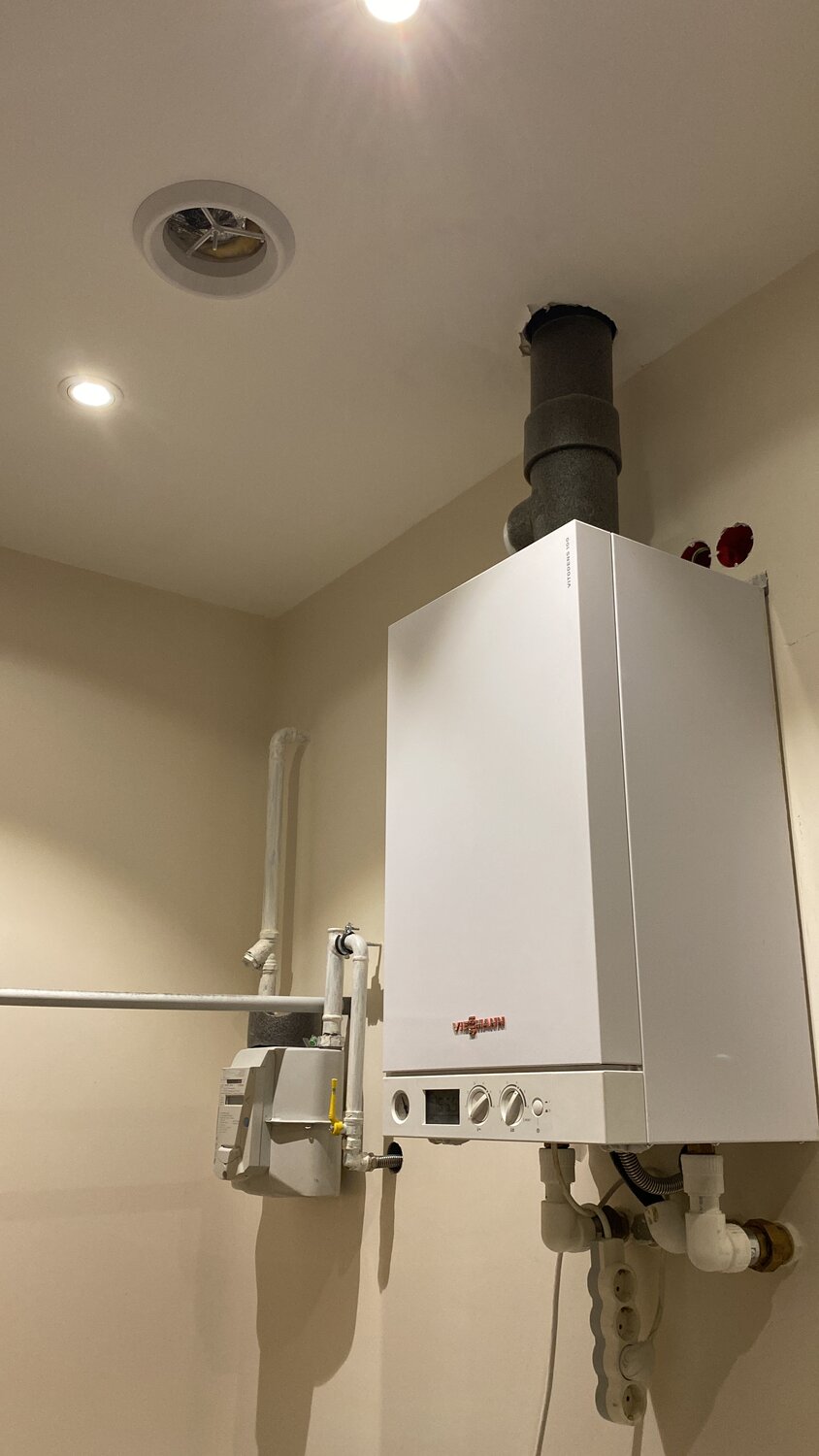 газовый котел viessmann vitopend 100, настенный газовый котел viessmann 111, газовый котел viessmann, котел viessmann vitopend 100, котел viessmann vitodens 200