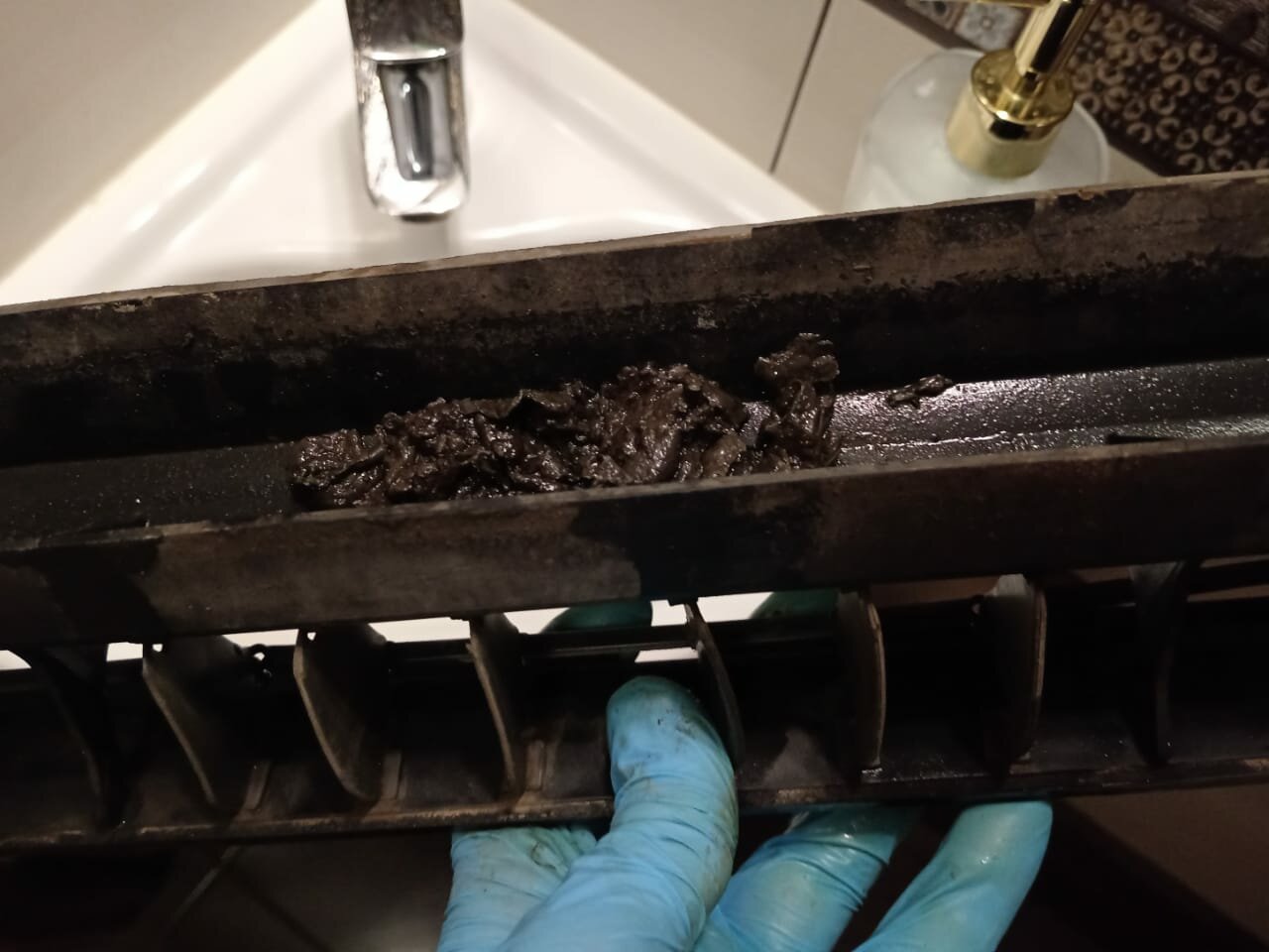 лоток водоотводный, линейный водоотвод, пайка радиатора, чистка, лоток водоотводный gidrolica